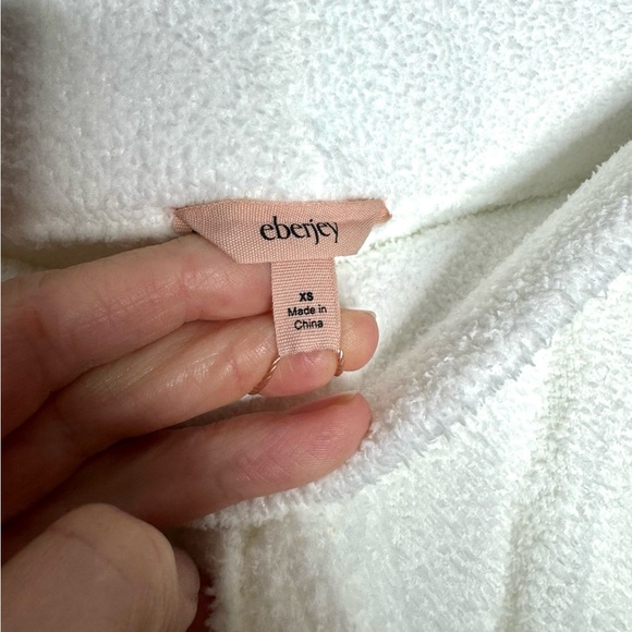 eberjay | NWT Relaxed Recycled Boucle Jogger in Ivory XS - Picture 7 of 10